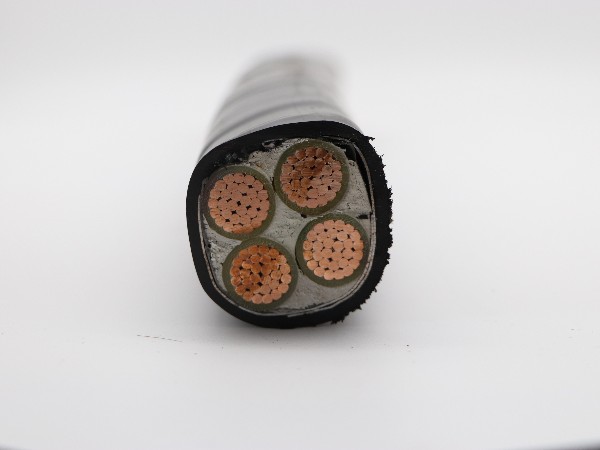 YJV22-4x150四芯交联低压铜芯电力电缆价格表